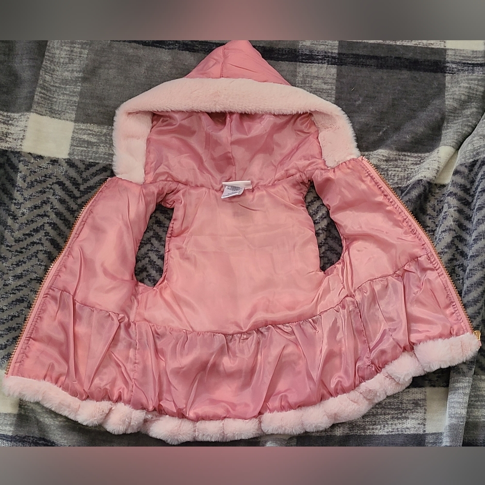 Little Lass hooded puffer vest - Picture 5 of 5